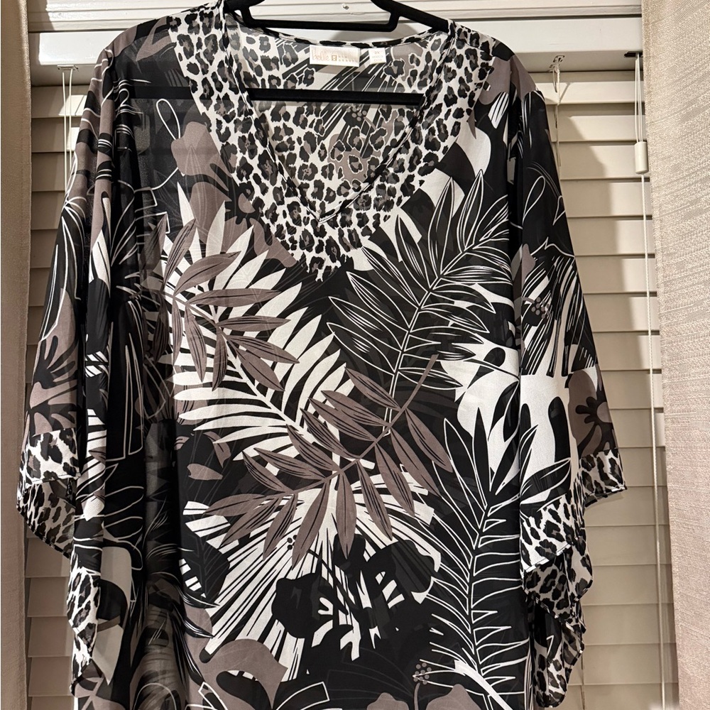 Belle by Kim Gravel Animal/Palm Print Woven Blouse and Knit Tank Set